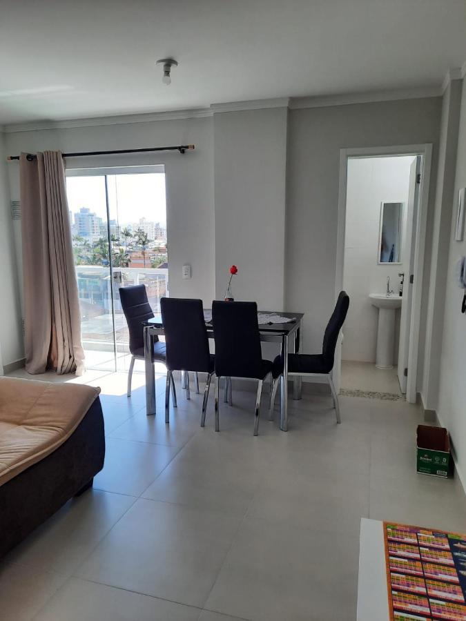 Agradavel Apartamento Em Bairro Silencioso... Camboriu Luaran gambar